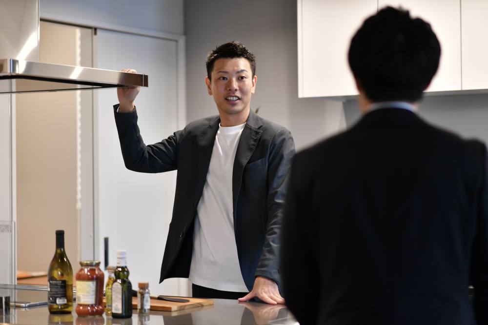 三宅工務店(CFL)代表取締役 須田様