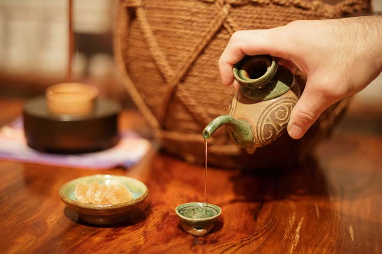 泡盛。神村酒造