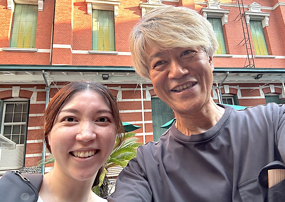 左我有才怜さん、右八木橋パチさん