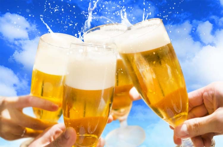 ビールで乾杯