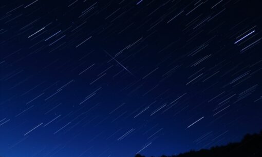 青森上空で「流星クラスター」発生　1秒間に19個の流れ星　ペルセウス座流星群で極めて珍しい現象