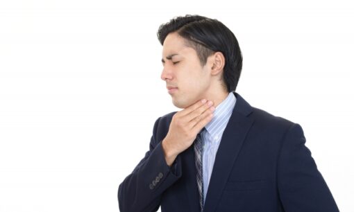 【続報】新型コロナ「ニンバス」拡大続く　のどの激痛と高齢者重症化リスクに警戒