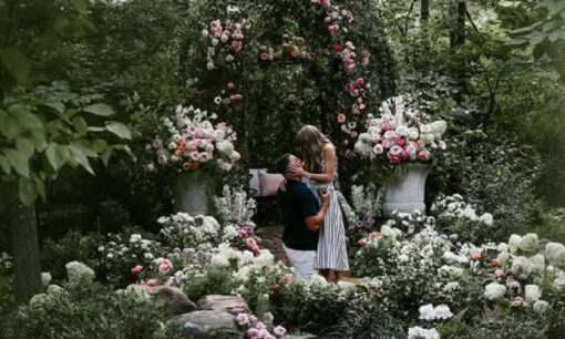 テイラー・スウィフトが婚約発表　NFLスターのトラビス・ケルシーと「カルチャーを超えた愛」