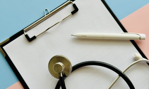 FIXERと藤田医科大、春日井市民病院に生成AIシステム  医療関連文書を数秒で自動作成