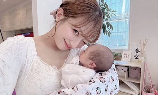 辻希美「41℃ミルク作り」がプチ炎上、日々変わる育児常識の今昔変遷を追う