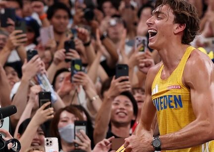 デュプランティス、前人未到の6m30　棒高跳びで世界新記録と東京2025陸上3連覇