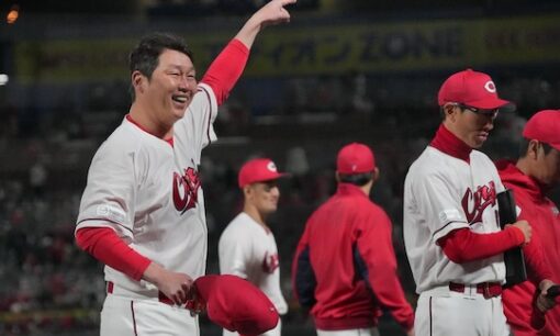 広島カープ・新井監督が来季続投決定　2年連続Bクラスからの逆襲へ「麦のように頑張る」