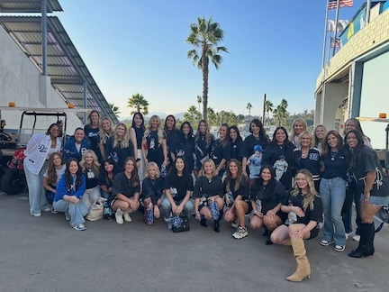 ドジャース　婦人