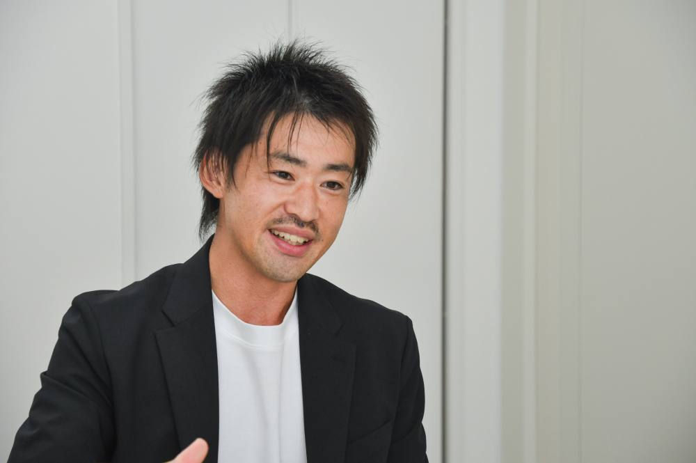 Awiiin 代表 菊池氏