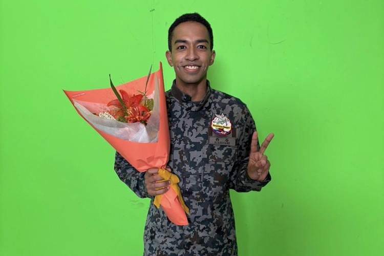 草間リチャード敬太