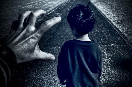 ナイジェリア「拉致ビジネス」の拡大と国家緊急事態　治安崩壊が日本にも投げかける影