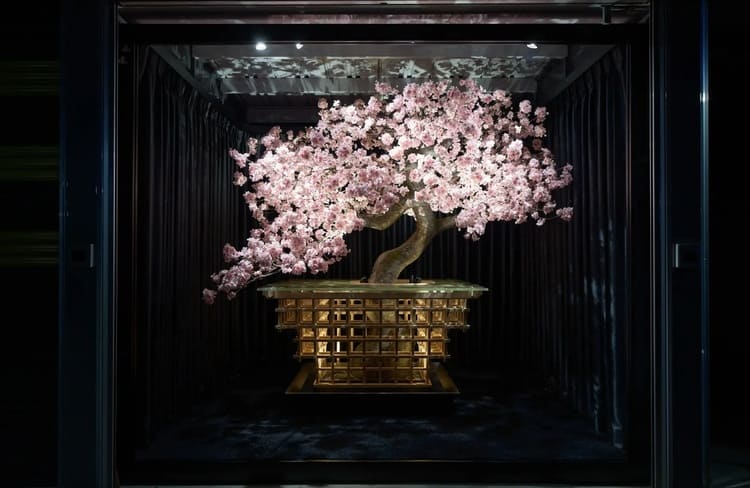 アルチザンの「和紙の桜」が導く　土に還る究極のサステナブル