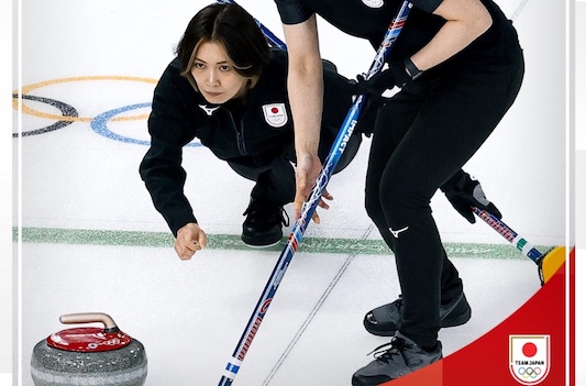 カーリング女子